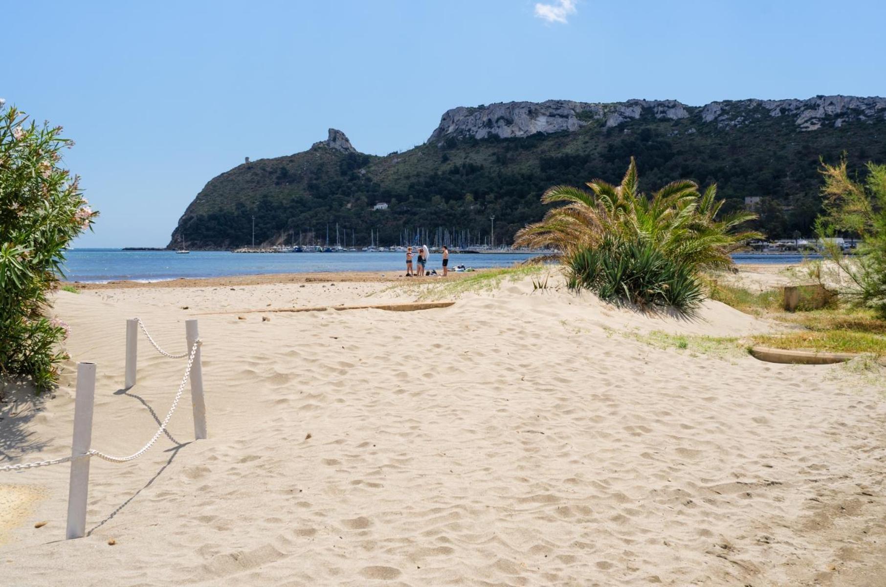 Su Coru 1 Apartment Cagliari Ngoại thất bức ảnh